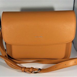 NWT Pixie Mood Zoe Crossbody Bag Honey